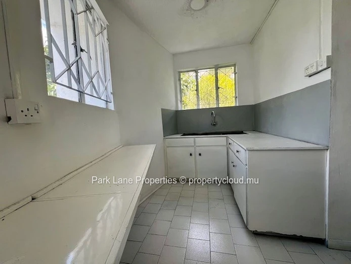 Spacious 231 m² Office on the First Floor in Quatre Bornes