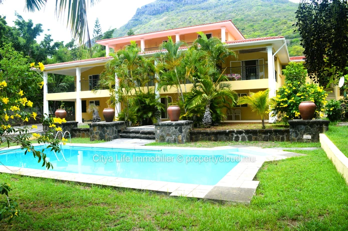 This house is heavenly!!