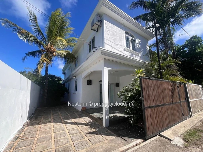 Villa duplex moderne de 3 chambres