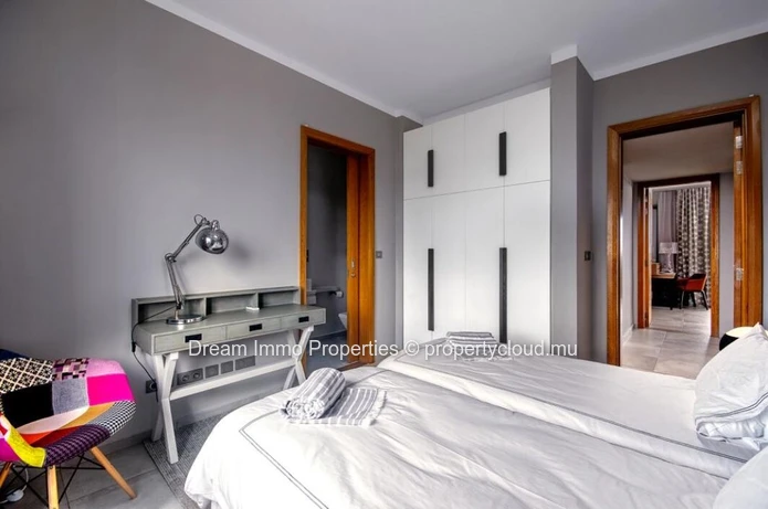Penthouse Moderne D'exception Avec Vue Mer A Balaclava – Ile Maurice