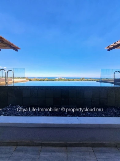 3-Bedroom Luxury Apartment for Sale in Balaclava 210m²