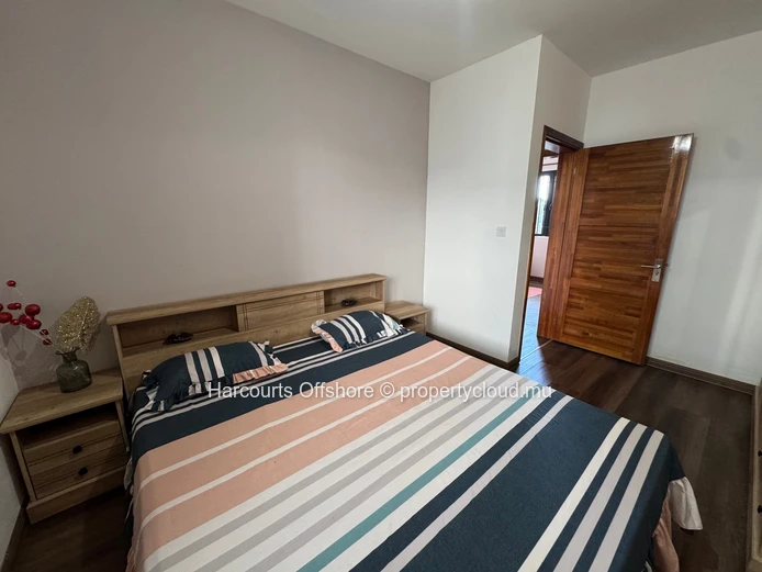 Maison Entièrement Meublée de 3 Chambres avec Piscine Privée & Parking
