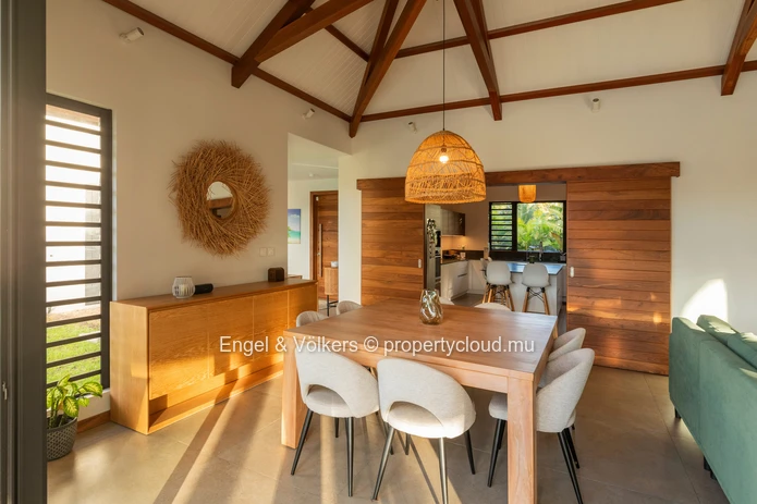 Fully Furnished 5-Bedroom Villa with Pool & Large Garden on Mauritius' East Coast