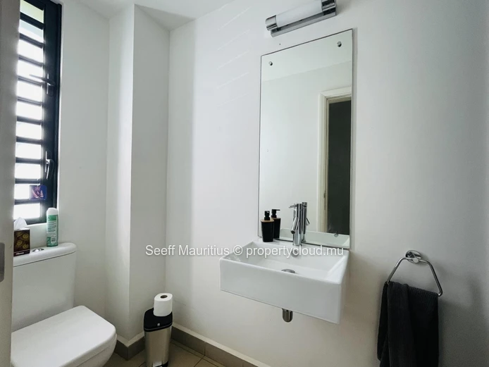 Modern Townhouse with Rooftop @Azuri