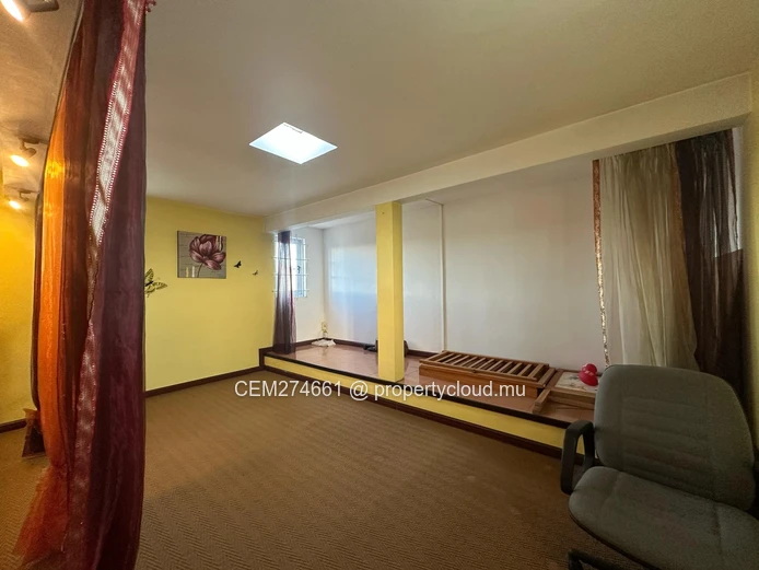 2-Bedroom Apartment for Rent – Curepipe