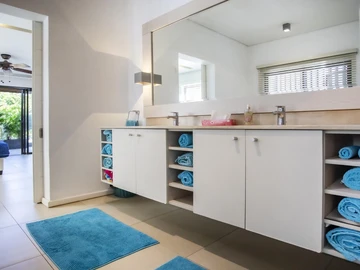 4 Bedroom Townhouse, Duplex