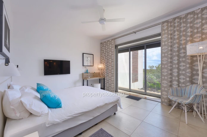 A vendre appartement de 3 chambres en suite accessible aux étrangers à Balaclava.