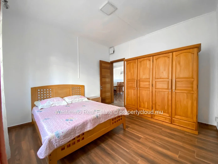 Appartement rez-de-chaussée 3 chambres situé à Grand baie