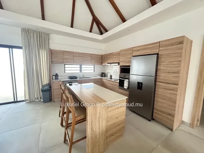 Superbe Villa Contemporaine Avec Annexe Privée Indépendante