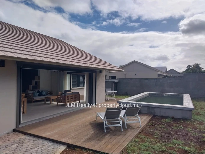 For Rent : Spacious Villa with Private Pool and Mountain View in Tamarin, Mauritius
