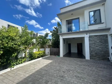5 Bedroom Villa