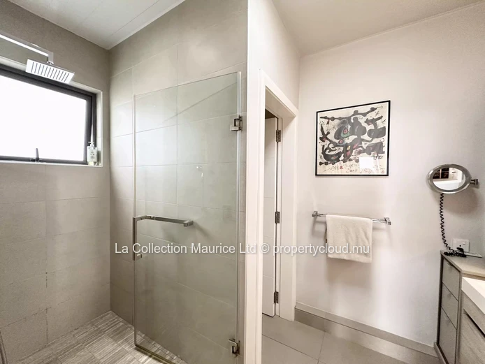 Penthouse I Rivière Noire I Proche Mer
