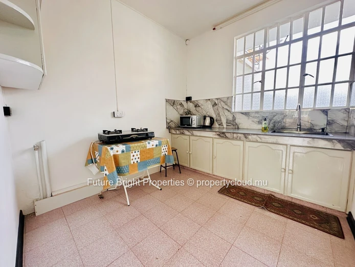 Appartement au Rez-de-Chaussée dans un Quartier Calme – Idéal pour Couple ou Personne Seule