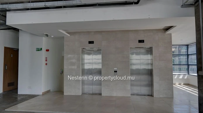 Premium office Floor