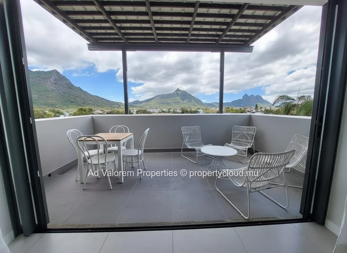 Bright apartment for sale - 144m2, 3 bedrooms, 2 bathrooms | Efolia, Moka (Sole Mandate)