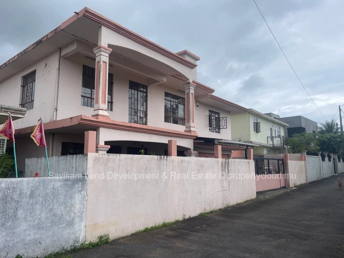 5 Bed House for Sale in Bassin SAV251140