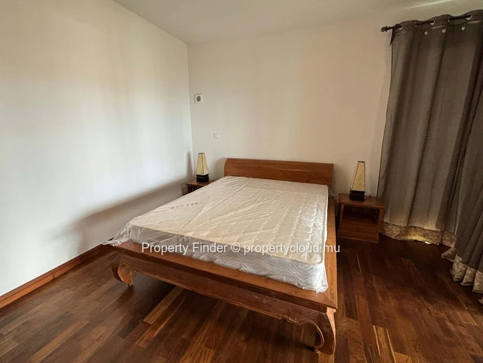 Charming Ground-Floor Apartment with Lagoon and Le Morne Views in Black River