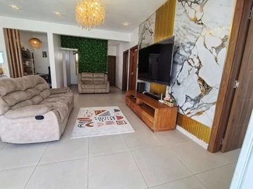 4 Bedroom Villa