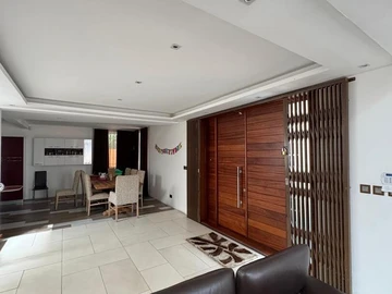 4 Bedroom Villa