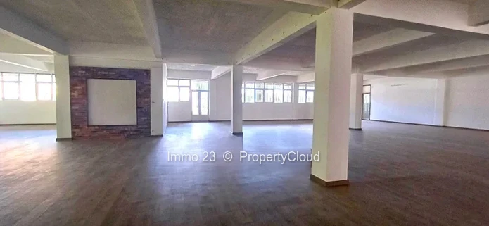 Office - 1000m2 - Port Louis - Ref. BU98616LO