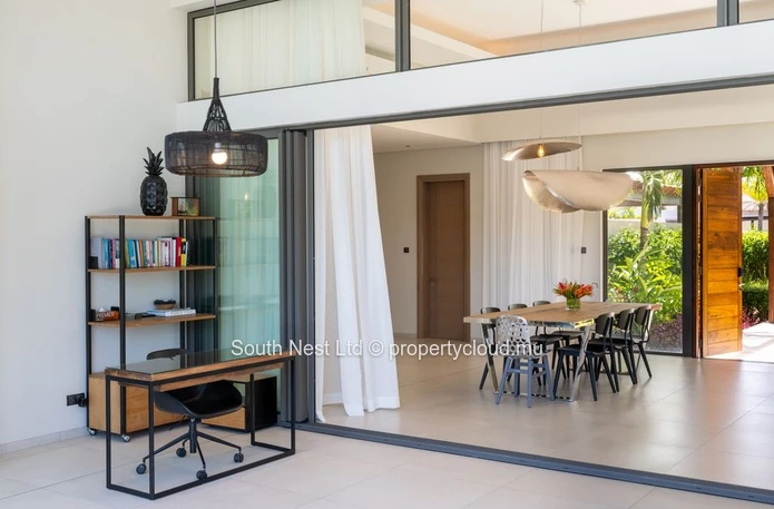 Villa juxtaposée vue mer: la maison de vos rêves vous attend !