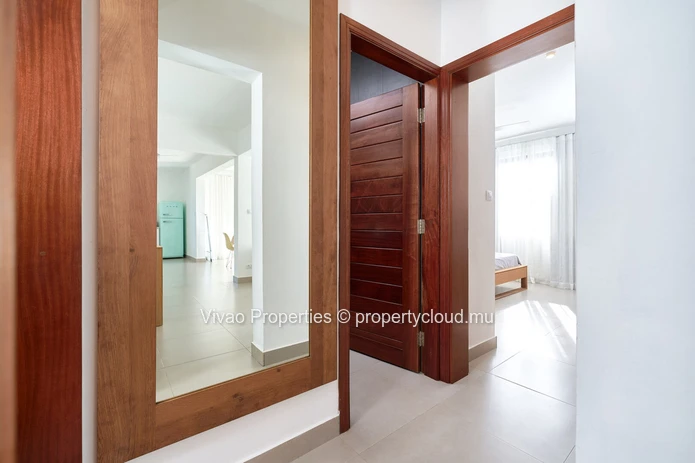 Appartement sous le G+2 scheme à vendre à Péreybère, Rivière du Rempart, 120m², 2 chambres, parking, balcon, meublé, ...