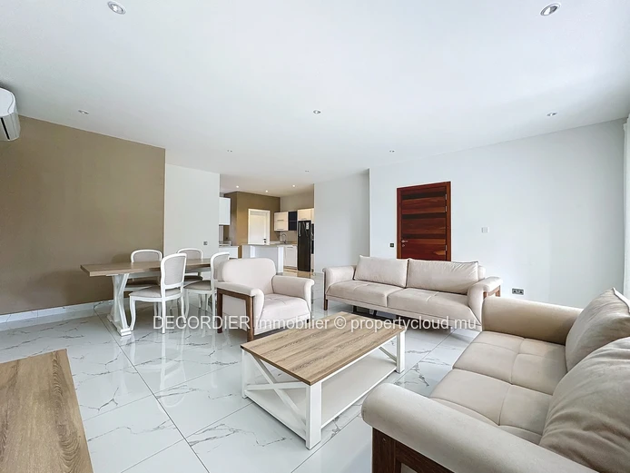 Appartement situé dans une résidence sécurisée accessible aux étrangers