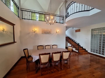 Maison de 4 Chambres