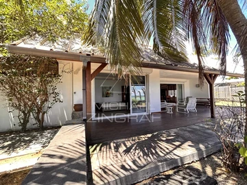 6 Bedroom Villa