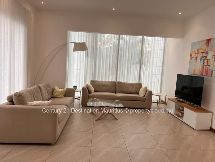 Villa en duplex de 4 chambres, idéal pour famille et business