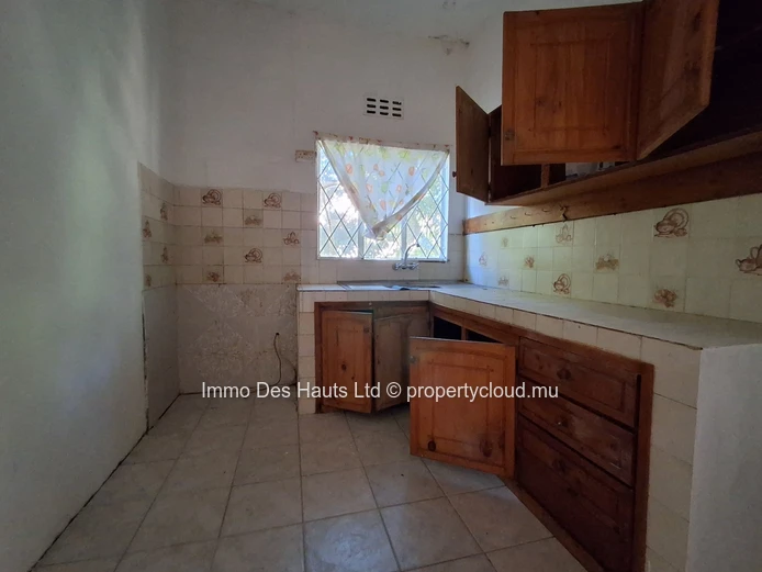 Maison de 3 chambres non meublé en vente la caverne Vacoas