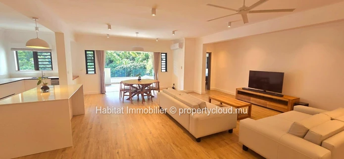 A louer : Découvrez ce magnifique appartement de 185 m², entièrement meublé et équipé, situé à Moka