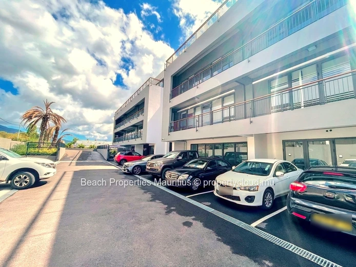 Find Your Perfect Office Haven in the Vibrant Hub of Tamarin, Black River