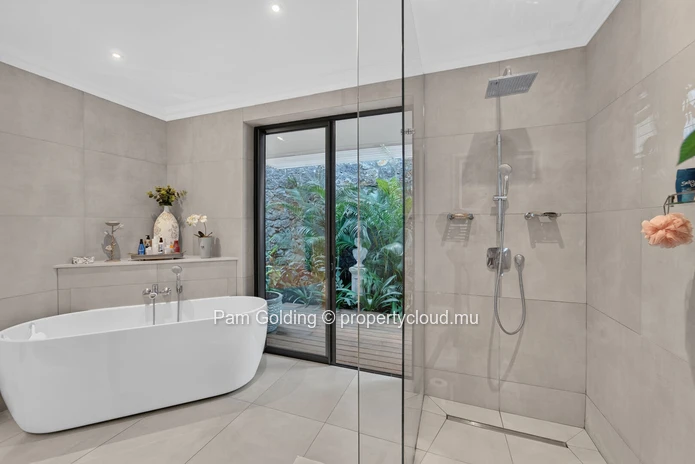 Villa contemporaine de luxe de 3 chambres à vendre | Serenity Villas, Péreybère, Île Maurice