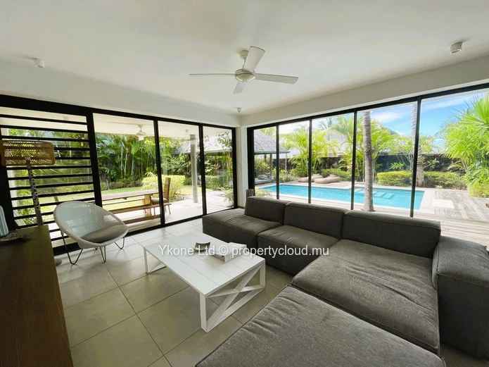 Villa For Sale In Black River