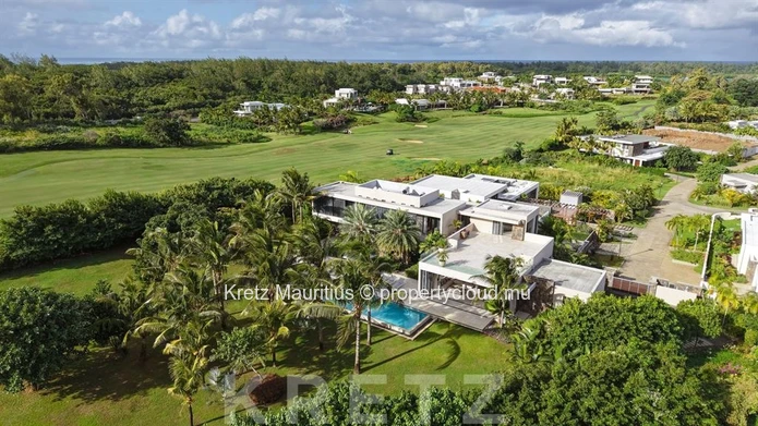 Villa d'architecte  avec vue panoramique sur le golf
