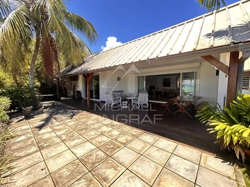 6 Bedroom Villa