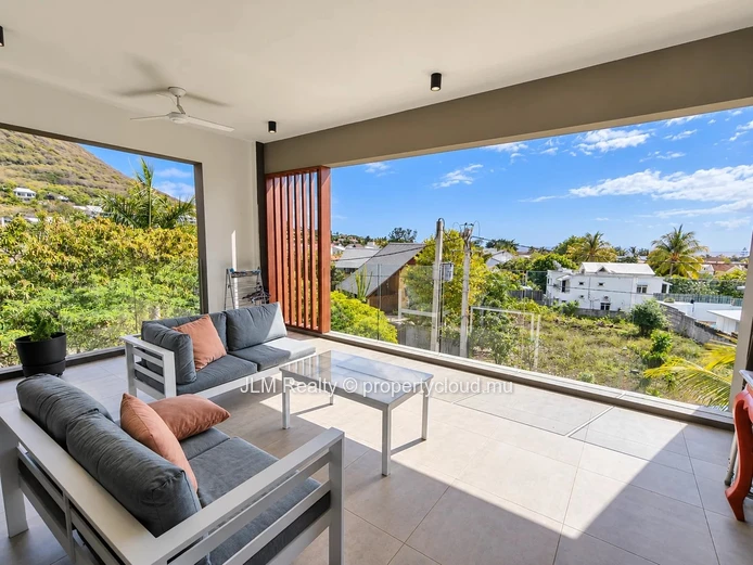 Penthouse for Sale in Tamarin, Mauritius – Private Rooftop with Pool and Panoramic Sea & Mountain Views