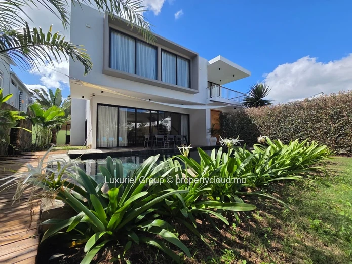 5-Bedroom Villa For Rent – Trou Aux Biches