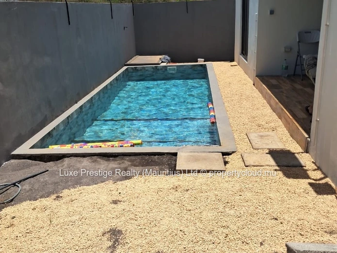 Modern 3-Bedroom Villa for Rent in Pointe aux Piments | Private Pool, Garden & Secure Walled Property