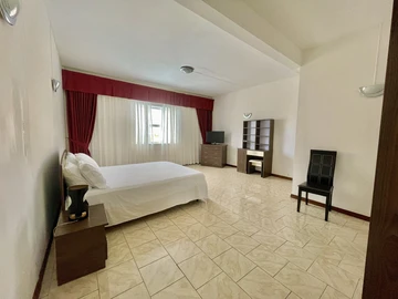 30 Bedroom Apartment