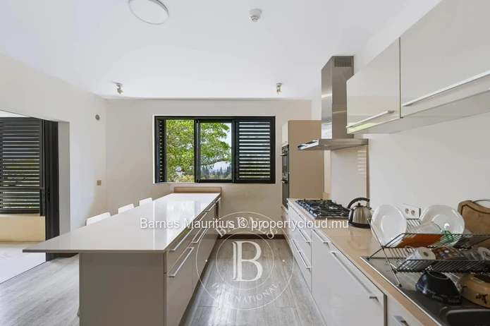 FLORÉAL - Appartement meublé dans une résidence haut de gamme - 3 chambres et bureau