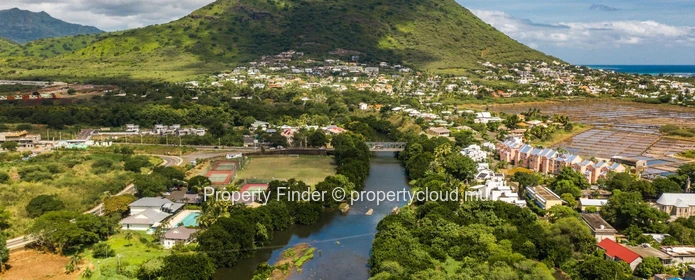 Luxury 3-Bedroom Townhouses in Tamarin