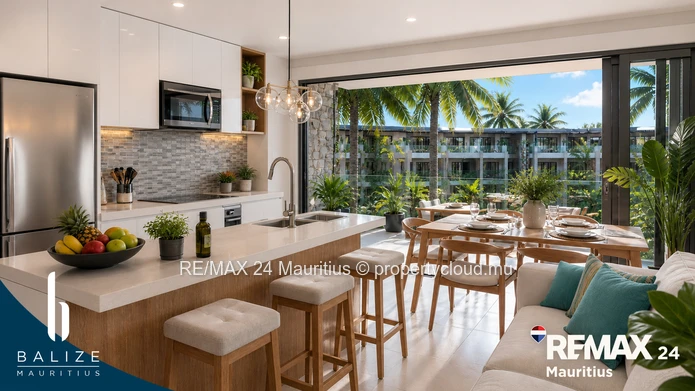 3 Bedroom Penthouse Secure Island Living: Your Coastal Retreat in Bain Boeuf, Mauritius: Private roo