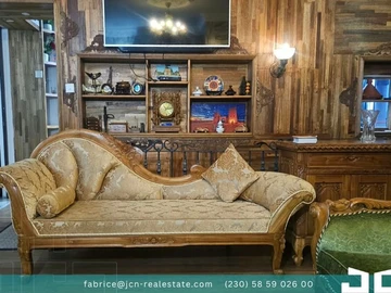 7 Bedroom Villa