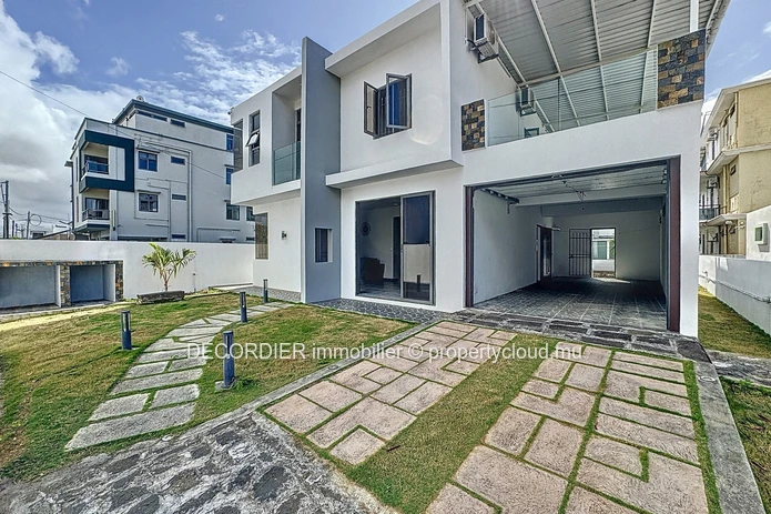 House for Rent– Mont Choisy