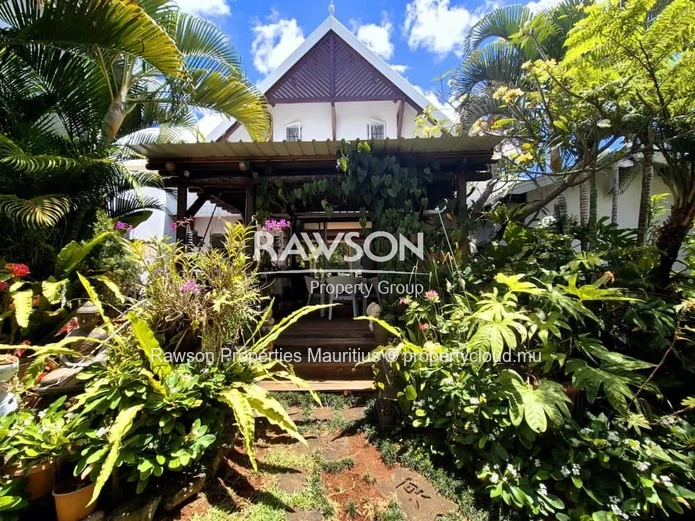 A vendre maison de 3 chambres à Tamarin 