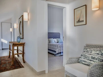 5 Bedroom Villa