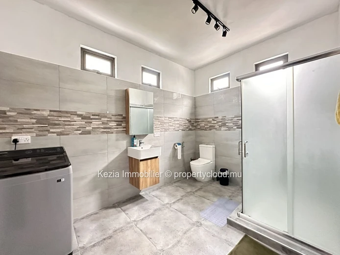 Modern Duplex Near The Beach