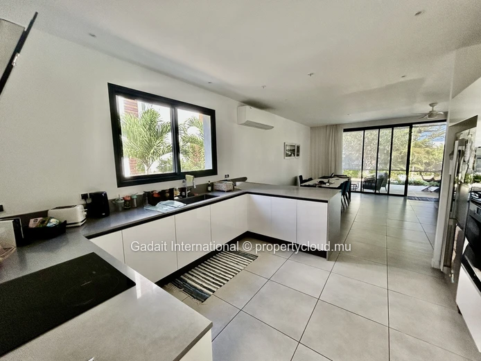 Villa contemporaine 4 suites avec piscine privée et vue mer – Domaine Akasha, Tamarin